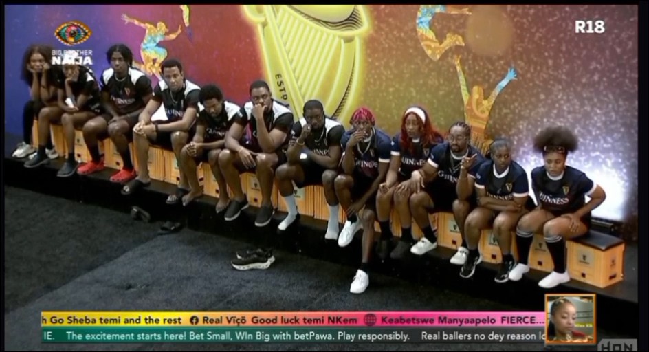 Sheba cheering Tram on after all the insults he’s rained on her. She clearly has such a good team spirit. 🎥: Big Brother Naija #BBNaija