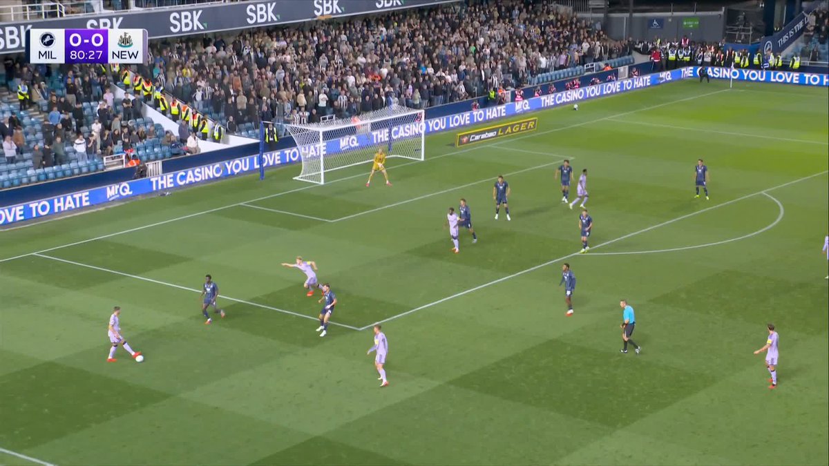 Moments after Millwall hit the post, Joe Willock strikes to put Newcastle in front! ⚽️