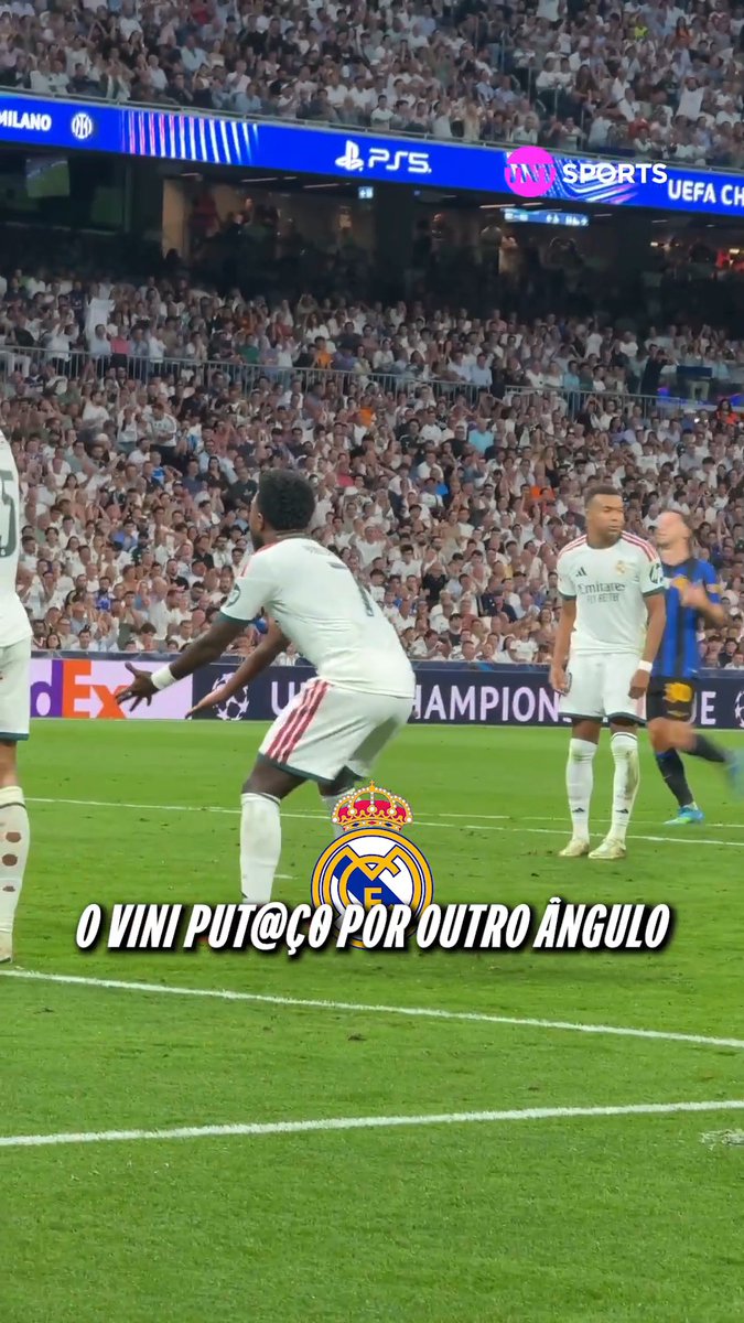 O VINI BOLADÃO PELA NOSSA CÂMERA EXCLUSIVA! 😳🎥 O 7 do Real ficou INDIGNADO após Brahim Díaz chutar pra fora ao invés de tocar para o brasileiro, que estava livre dentro da área. #MFM #CasaDaChampions #HBOMax