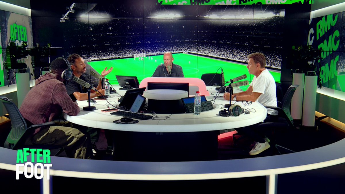 🗣 Samuel Umtiti sur le manque d'expérience du LOSC : "Ngoy ne peut pas être aussi loin de Parrott sur le but du 3-2. Il va apprendre. Si tu n'as pas 10-15 matchs de Ligue des Champions, il y a des choses que tu ne sais pas. Même chose pour Ethan Mbappé."
