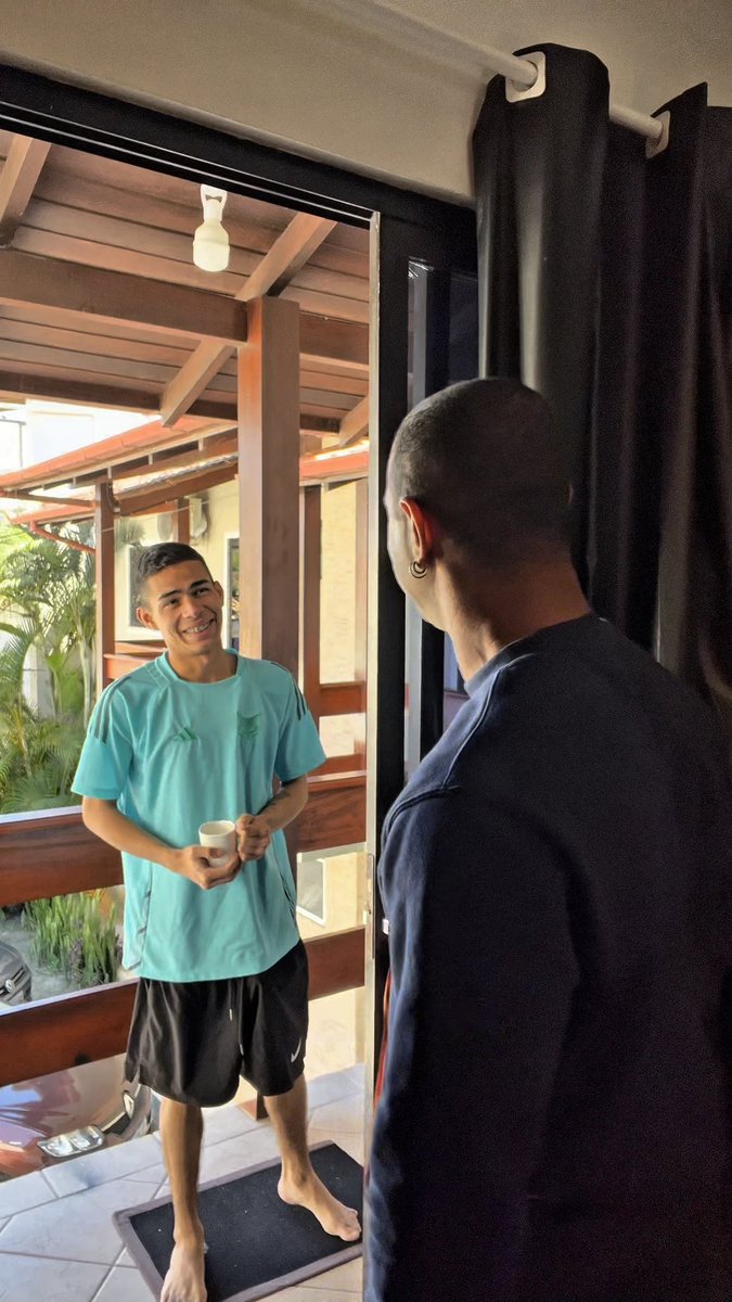 Dei café pro meu vizinho e ele me deu leite. I gave my neighbor some coffee, and he gave me some milk. Watta Chudai 🔥😏🥵😈🍆💦😏