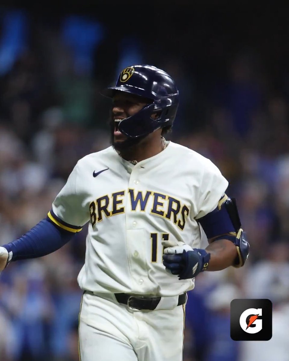 Ninth inning Two outs Down by two Jackson Chourio sent Milwaukee into a frenzy 😤 (MLB x Gatorade)