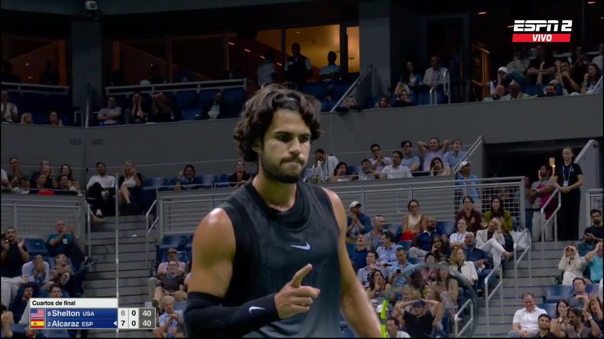 Le pide disculpas el tipazo. 📺 Mirá el #USOpen en el Plan Premium de Disney Plus.