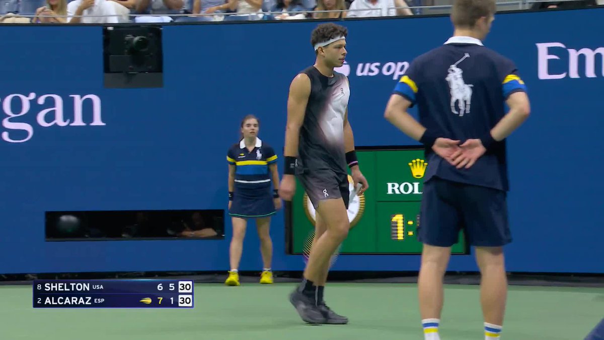 A momentum shift to Shelton! He takes the second set 6-1.