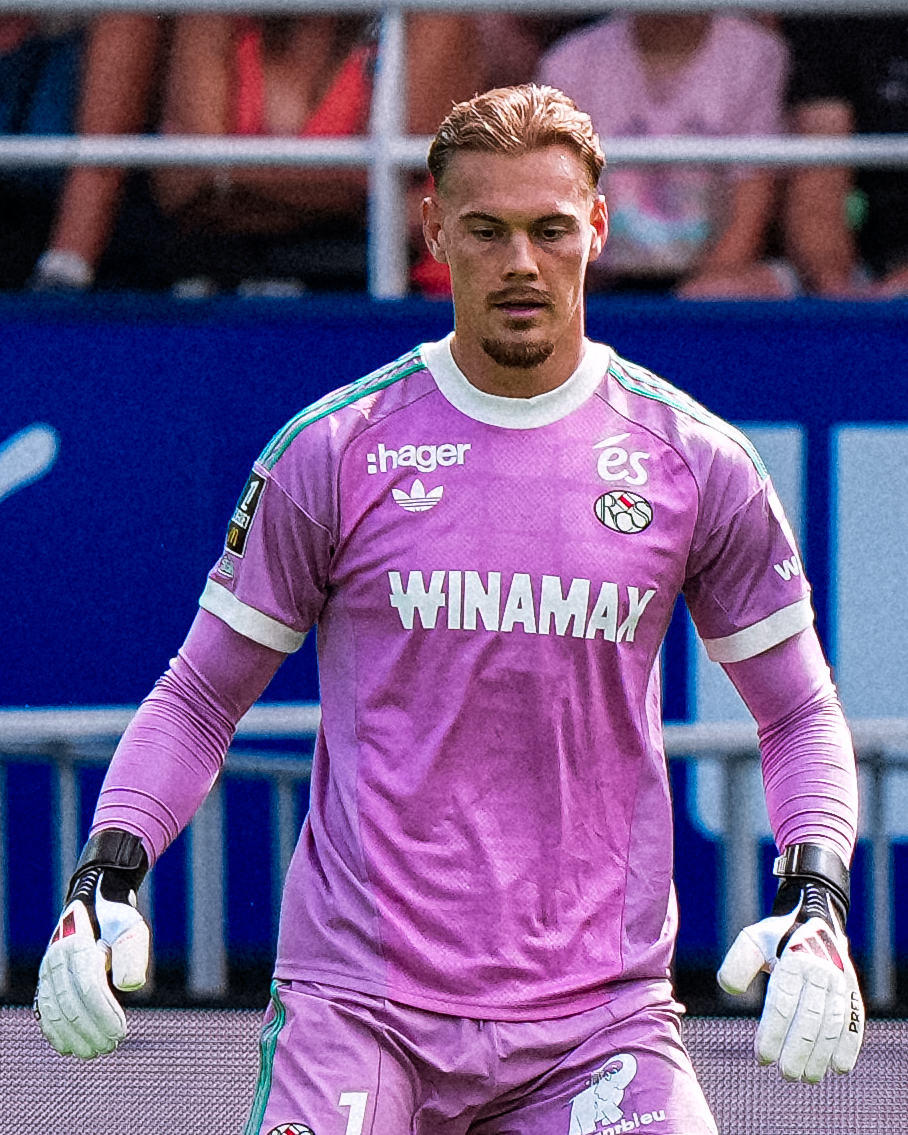 YOU SHALL NOT PASS. 𝑱𝒐̈𝒓𝒈𝒆𝒏𝒔𝒆𝒏 💪🧤 ▸ #ESTACRCSA