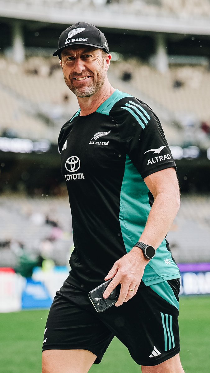 Whatโs the biggest difference between rugby & NFL players? ๐๐๐ Former All Blacks Head of Performance & current Ravens VP of Health & Performance Dr. Nic Gill, joins us for the latest episode of ๐ฐ๐๐๐๐
๐ ๐๐๐ ๐ฉ๐๐๐๐ ๐ฑ๐๐๐๐๐ ~ watch on & our app ๐ฒ