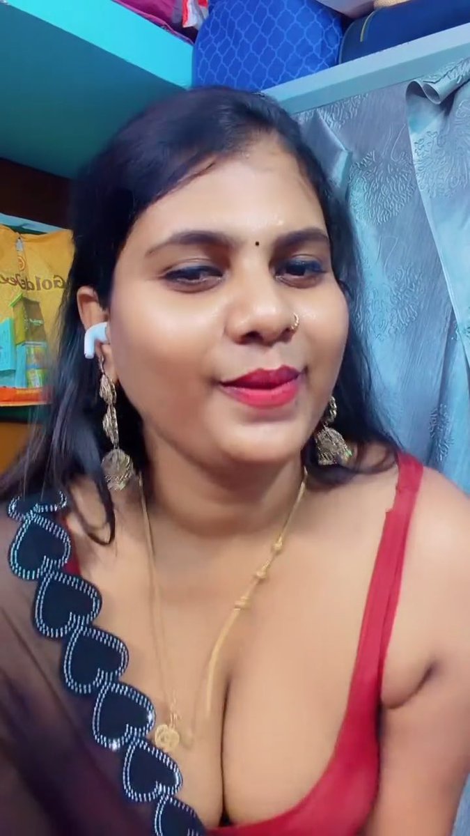 Divya DJ Nattukatta shakes 😍