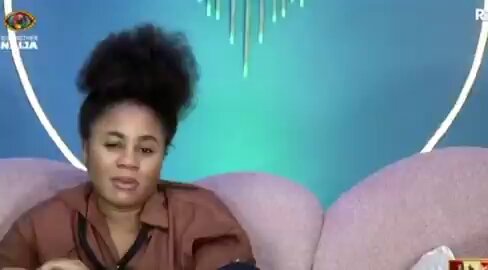 Bells: They were people who didn't pick interest in the wager. Flora, Oyin and the other person who left (Nomy) her name is irrelevant. Do come house on Sunday 👏🏿 #BBNaija