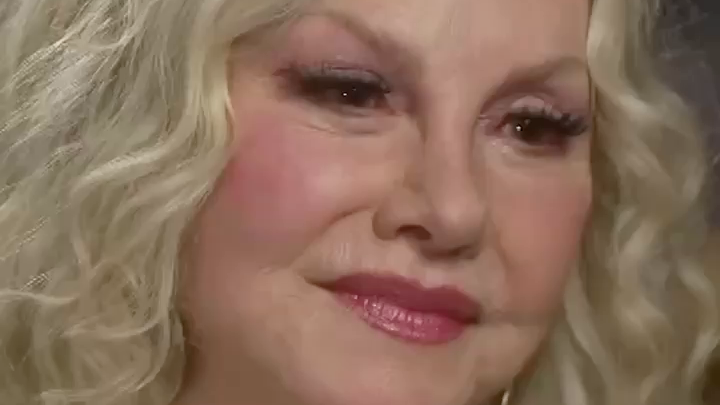 In her first interview since her sister, Dolly Parton, died last month, Stella Parton exclusively tells Gayle King that Dolly did not want people to know she was sick: “She did not want people sad, and she did not want people worried.” More from their interview airs Thursday on #CBSMornings.