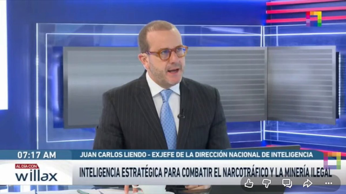 #AlDíaConWillax | Juan Carlos Liendo, exjefe de la DINI: "No puedes esperar facultades legislativas y decirle al criminal: 'Bueno, aguanta porque me tienen que dar las autorizaciones...'. Es un hecho concreto que en el Congreso no le darán, dificultarán o debilitarán las facultades. No se necesitan facultades congresales para ejercer el principio de autoridad del Estado, de acuerdo con la Constitución y las leyes. Existen regímenes constitucionales de excepción. Tienes la obligación de salvaguardar la vida de los peruanos, que mueren todos los días" 👉 Entérate más aquí: