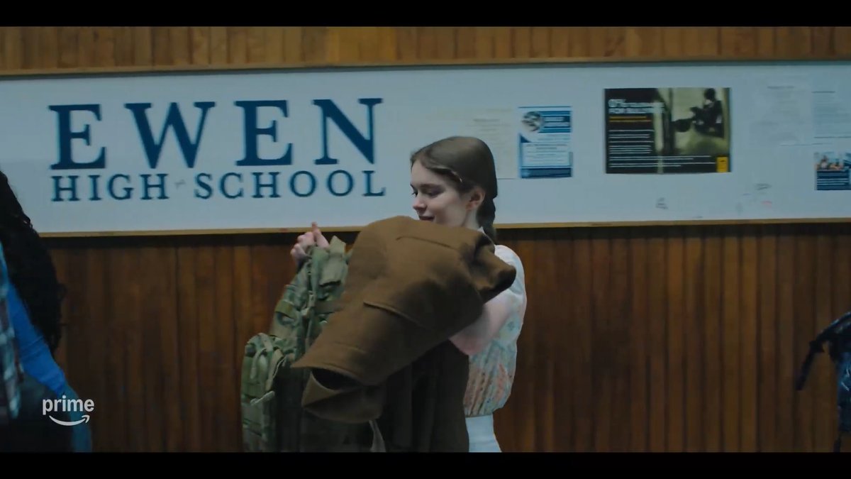 First official trailer for Mike Flanagan's Carrie series is here ❤️🔥 Premiering October 7 on Prime Video.