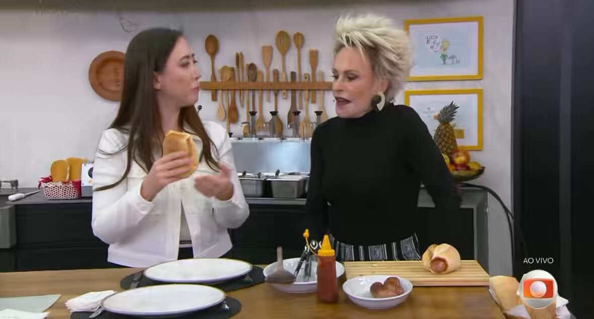 a Ana Maria Braga e a Juju Massaoka dividindo o mesmo neurônio quando fala dos 22cm do Claudião kkkkkkkkkkkkkkkkk #MaisVocê