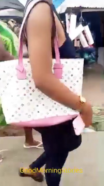 Market women disgraced a young lady for wearing Transparent Clothes in Oyigbo Market, Rivers State.