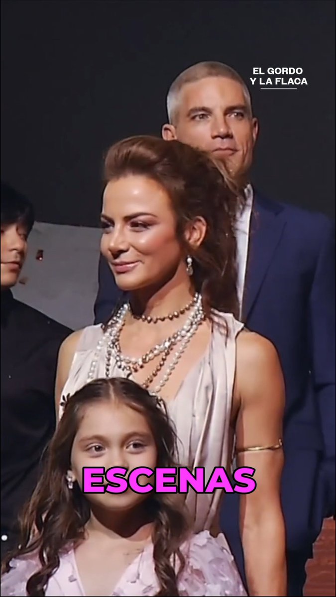 ¿Tienen tanta química o es IA? Silvia Navarro responde sobre sus escenas con Daniel Arenas 👀🔥 #GuardiánDeMiVida ve TODOS los capítulos por ViX 🇺🇸 #GuardiandemiVidaUS #SilviaNavarro #DanielArenas #ElGordoyLaFlaca