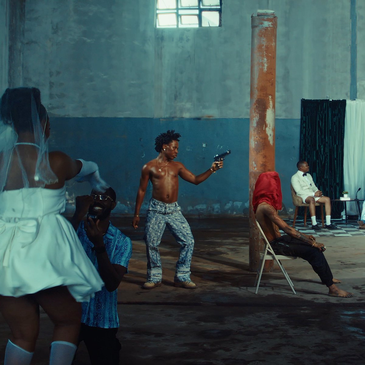 🚨 OUT NOW 🚨 SHODAY RECREATES CHILDISH GAMBINO’S “THIS IS AMERICA” VISUALS FOR HIS NEW SINGLE, “MOVE” 🎥👏🏾 🎬 DIRECTED BY SHODAY &amp; SEYIFUNMI MAKINDE 🤯
