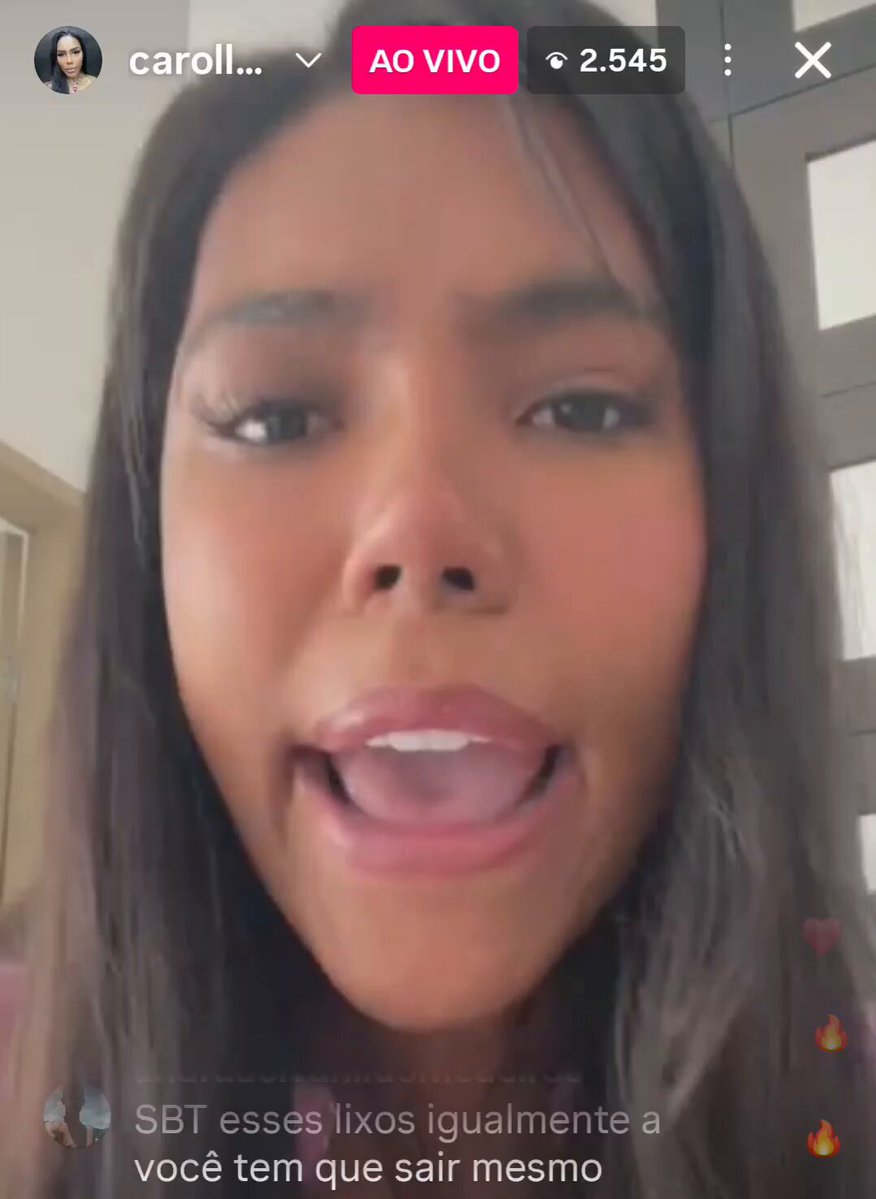 A Carol Lekker jogando os podres da Cariucha tudo na roda kkkkkk