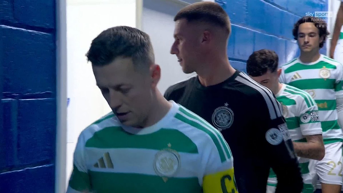 🤔 “I’m not quite sure what Colby Donovan was doing!” The Celtic defender with an interesting warm-up routine in the tunnel ⤵️