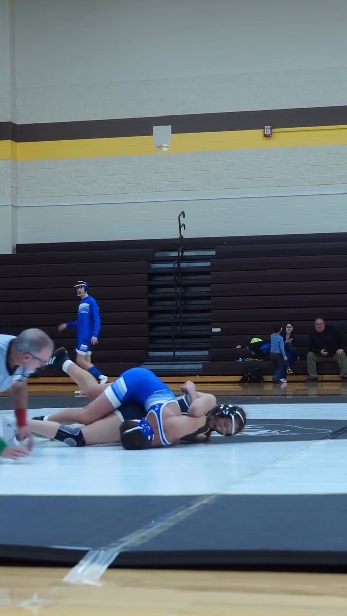 What A Comeback. This Girl Was Losing A Wrestling Match To This Guy 8-0 Then She Pins Him. #martialarts #bjj #jiujitsu #CombatGirls