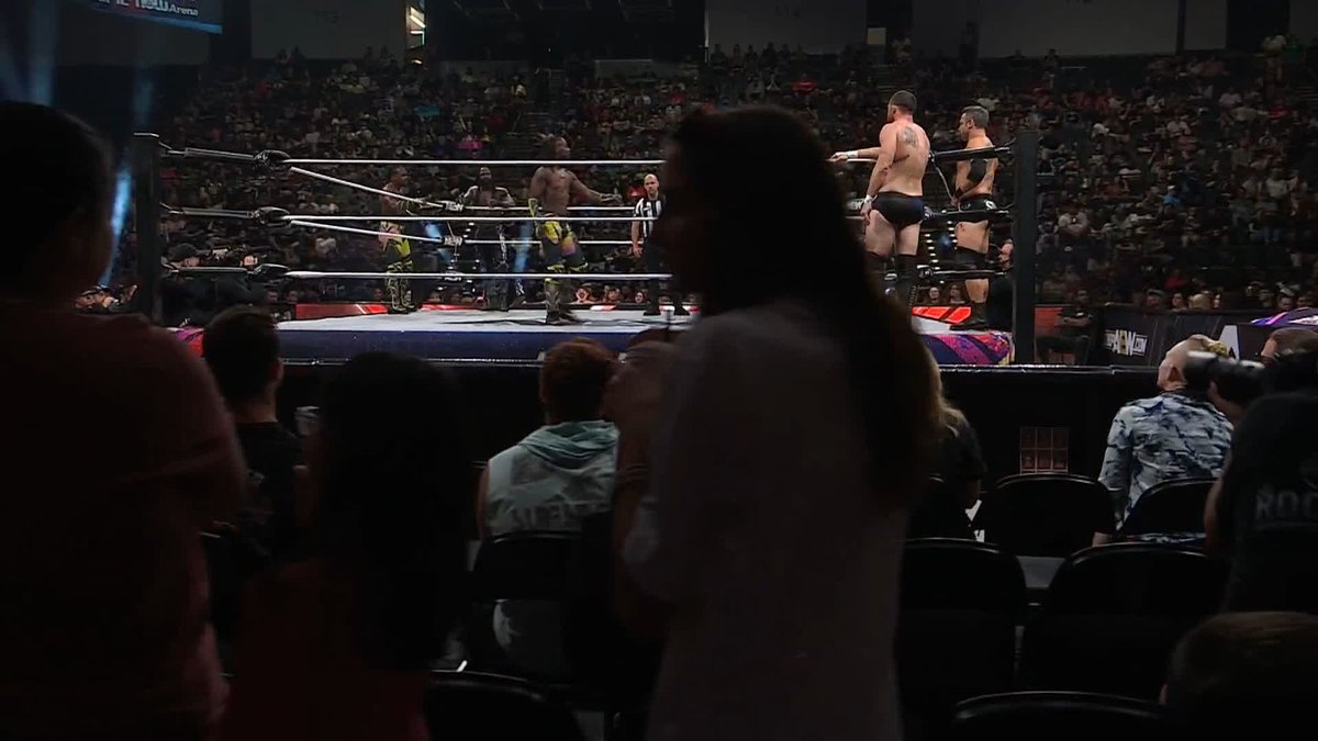 The standoff between KOFI and @OrangeCassidy! 👀 Watch Rebel Heart #AEWDynamite LIVE on TBS & HBO Max