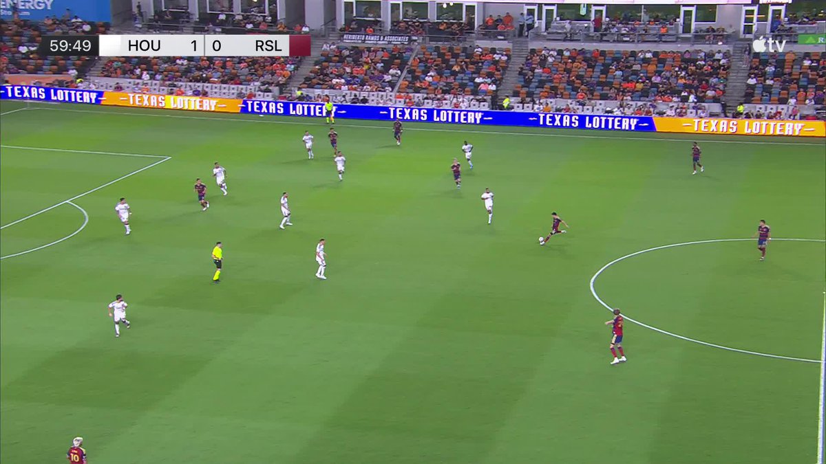Who else but Guilherme for Houston Dynamo FC! The Brazilian nets his 13th of the season. 📺 Apple TV:
