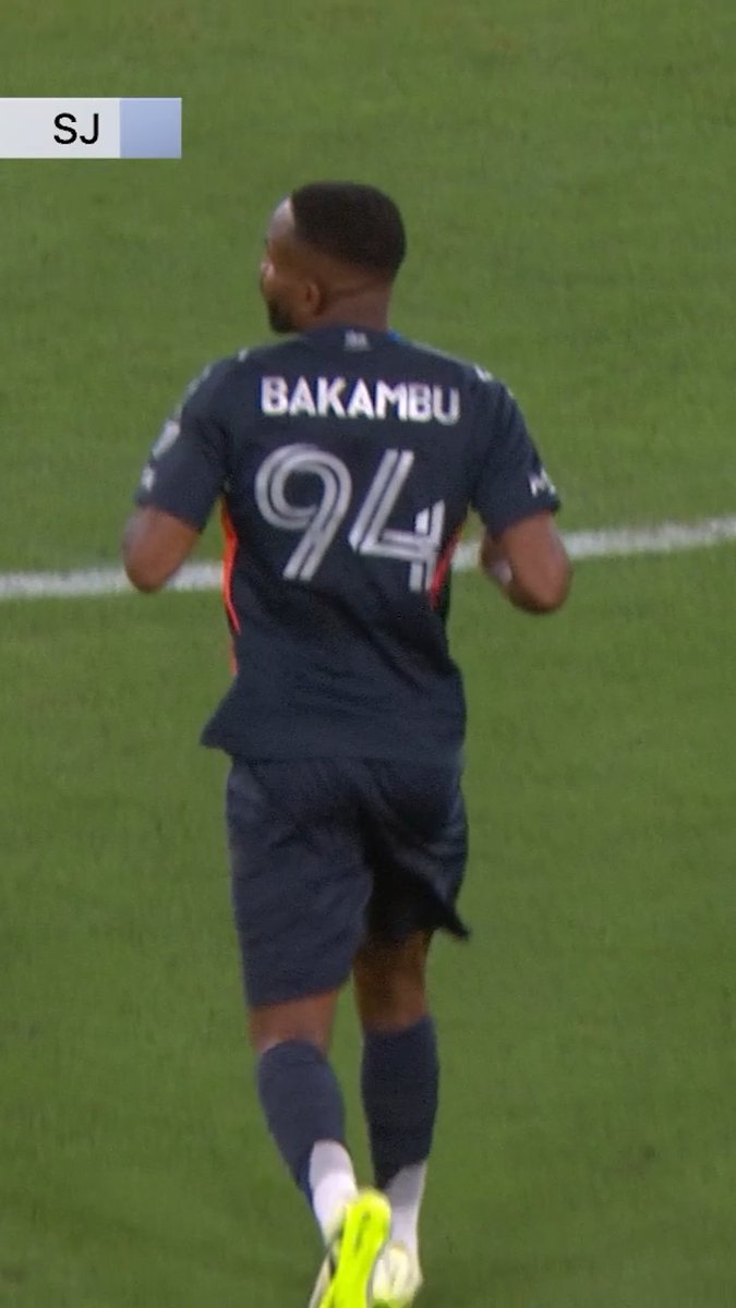 Cédric Bakambu officially checks in for SDFC 🇨🇩