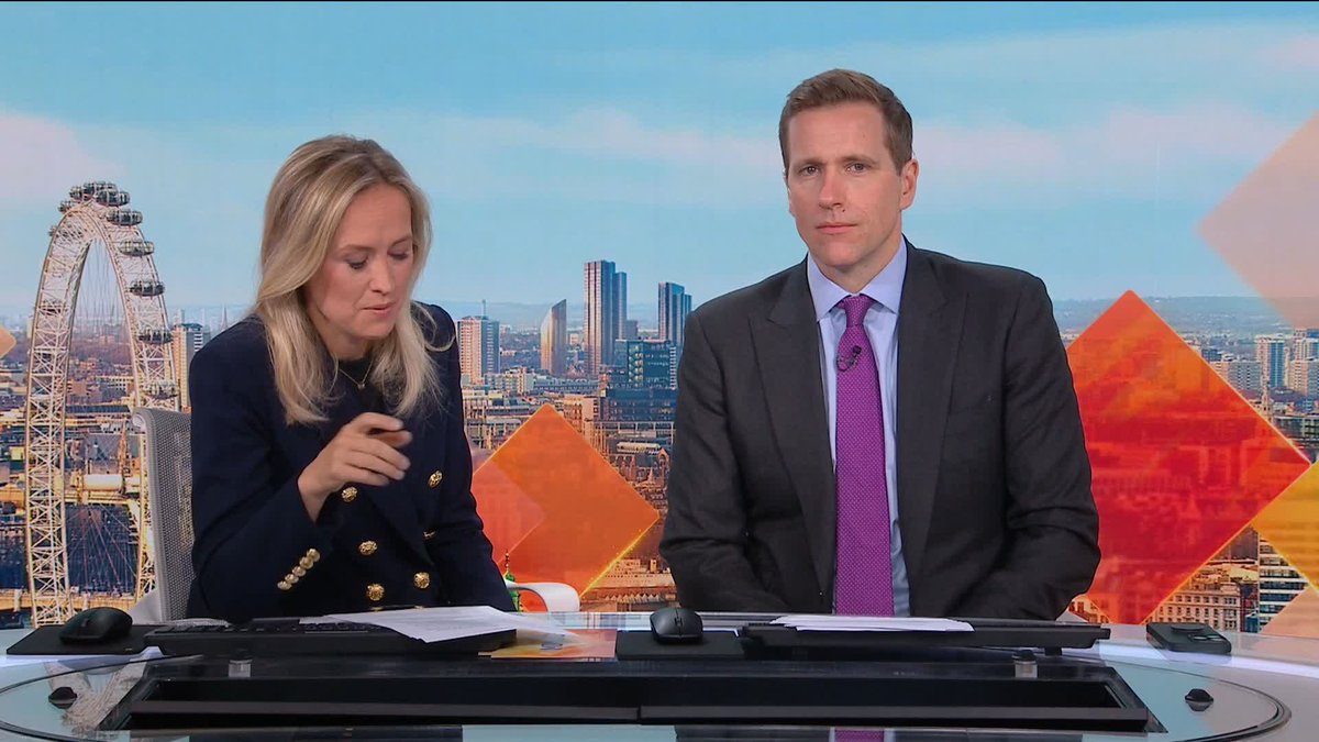 Insiders have warned the public about the dangers of AI, but what impact will the technology really have? Sophy Ridge & Wilfred Frost chat about it and the political reaction ⬇️