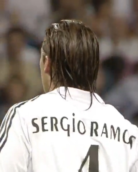 𝐒𝐑𝟒. 🤍 Tal día como hoy, en 2005, Sergio Ramos debutó con el Real Madrid C.F. en LALIGAEASPORTS. LALIGAHistory