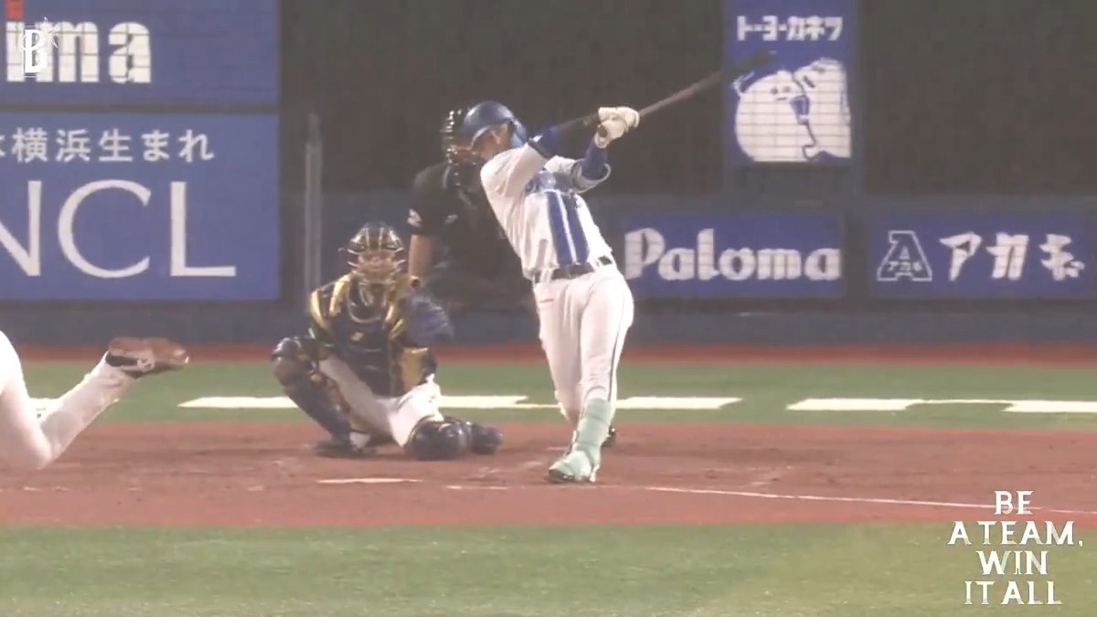 捉えた打球は高く舞い上がりそのままレフトスタンドへ🌈 #古市尊 選手が嬉しいプロ初本塁打放つ🎆 3回裏 DB 6 - 0 S #プロ初ホームラン #限界のその先へ #baystars