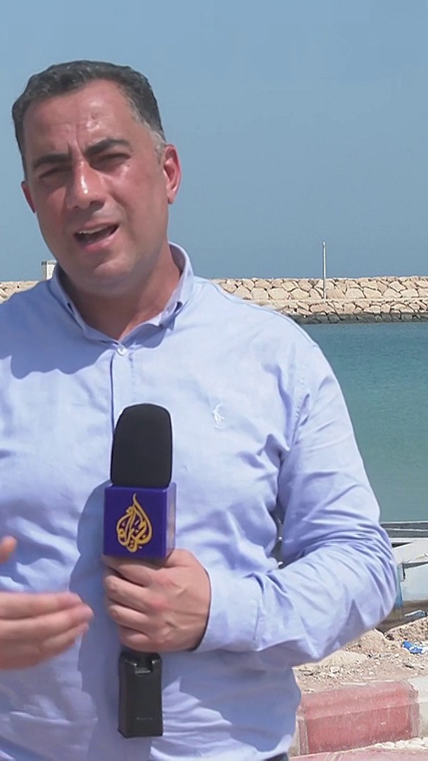 من جزيرة هنجام في قلب مضيق هرمز، تكشف آثار القصف دورا استراتيجيا للجزيرة في مراقبة الملاحة مع استهداف أحياء سكنية ومنشآت لتصنيع السفن #الأخبار