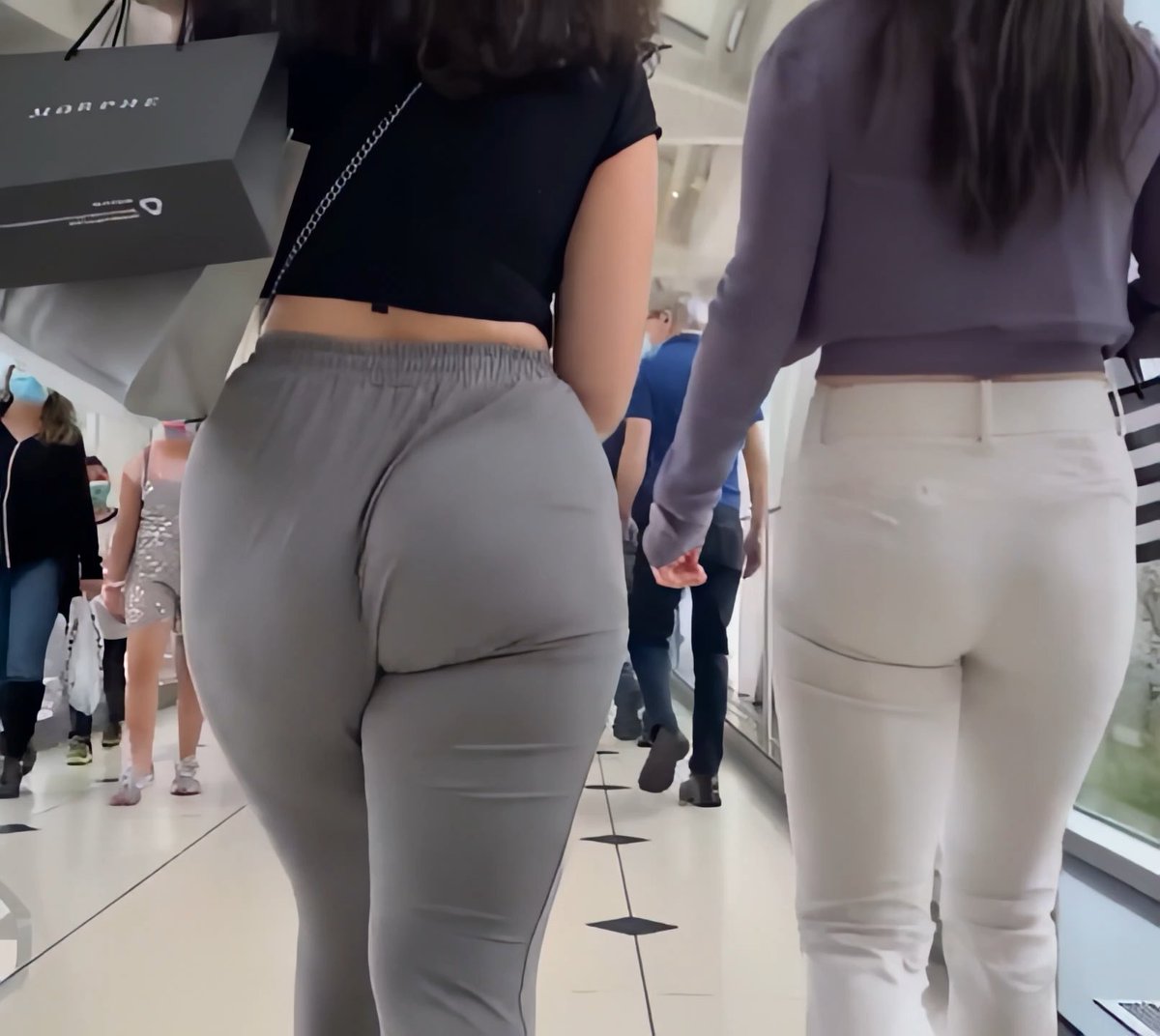 I just want to reach out and grab it #candidass #candid #ass