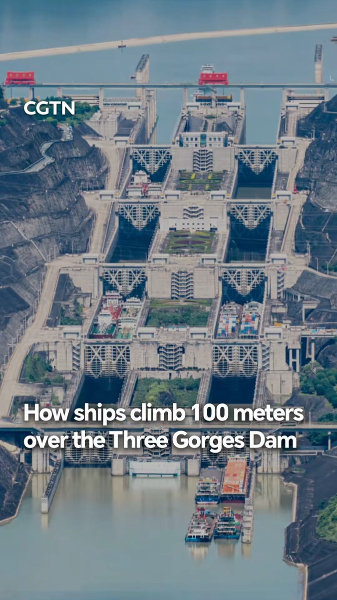 Ships can be lifted vertically more than 100 meters from downstream of the Three Gorges Dam to upstream via the Three Gorges Ship Lift, and vice versa. (Courtesy: Douyin @ nbmice and @ 915020228)