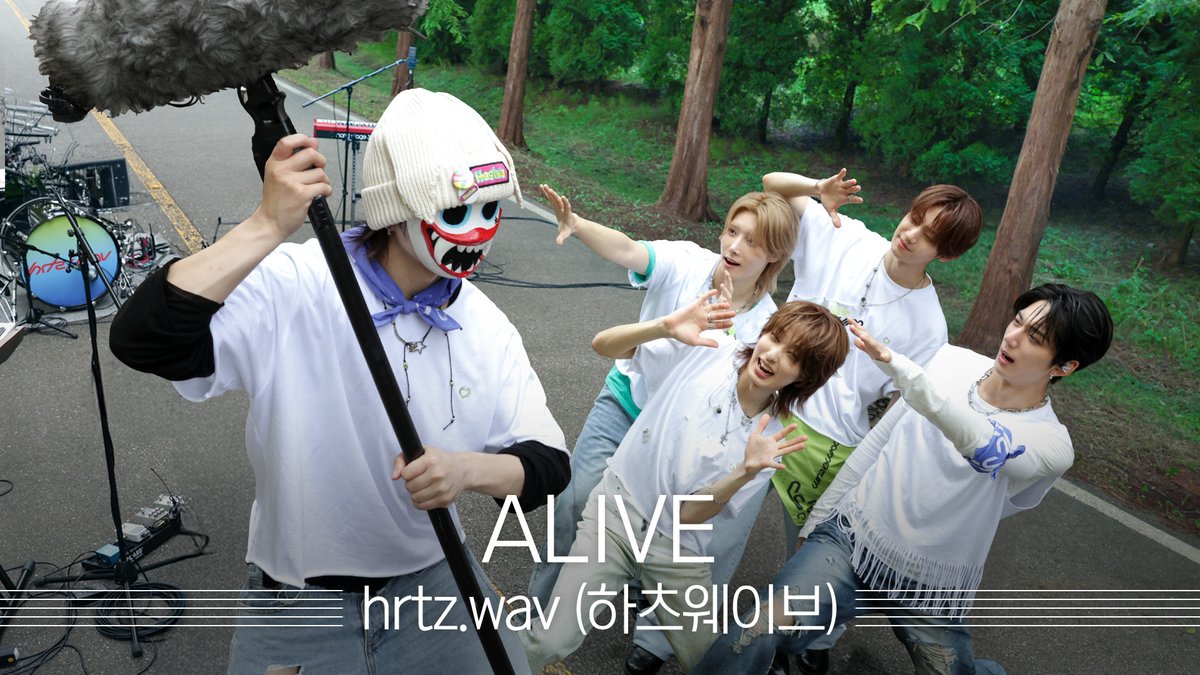노래 중독성 뭐예요? 🫧 #하츠웨이브 노래를 들으면 기분이 좋아져 💙 #hrtz.wav #TheSecondWave #MOMENTUM #ALIVE hrtz.wav (하츠웨이브) #Beyond_the_Studio 👉