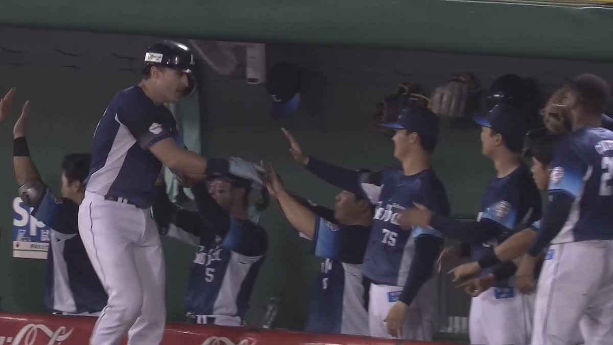 #ネビン 選手が2点本塁打を放つ！ 試合終盤に、4番が貴重な追加点を奪います！ #seibulions #打破