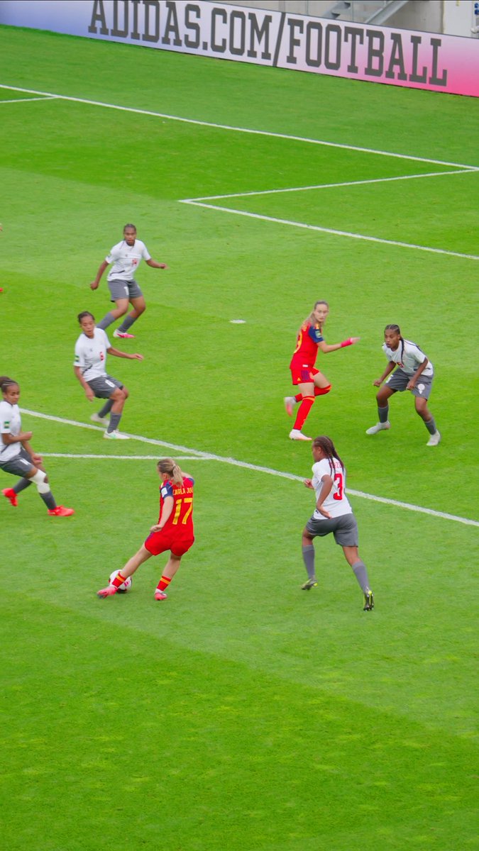 Left foot, right corner. 🎯🇪🇸 #U20WWC