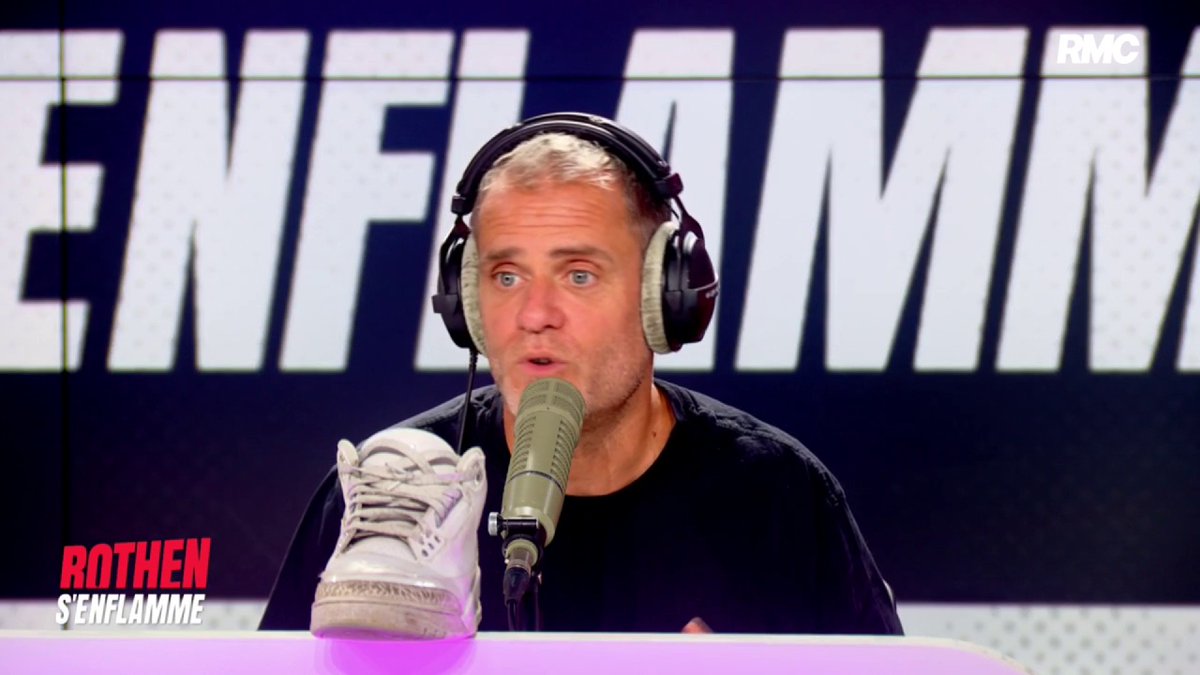 🗣💬 "Les chiffres de sa carrière sont hallucinants. Il a mis plus de 500 buts et a remporté cinq fois la plus belle des compétitions européennes. Il a une palette incroyable et a fait 14 ans au Real !" Jérôme Rothen assure que Karim Benzema reste largement mésestimé.