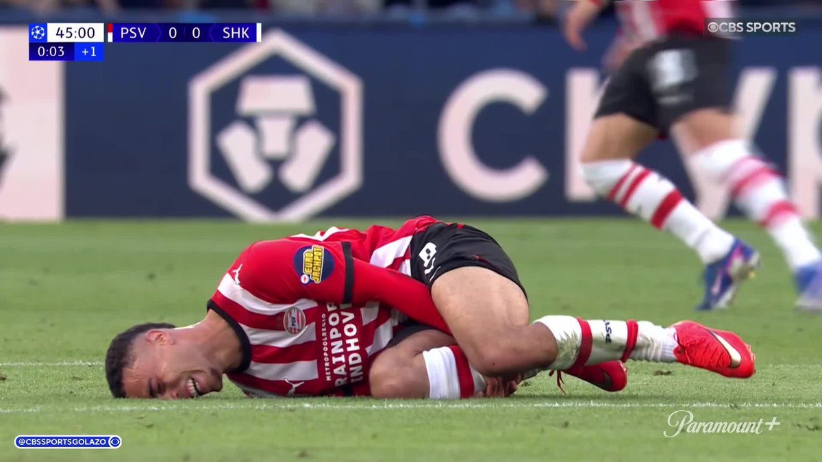 Gleiker Mendoza gives Shakhtar Donetsk the lead with an arrow into the bottom corner ⚽️ PSV are FURIOUS as they believe Sergiño Dest was fouled in the build-up 👀 Watch the #UCL on Paramount+ 🍿