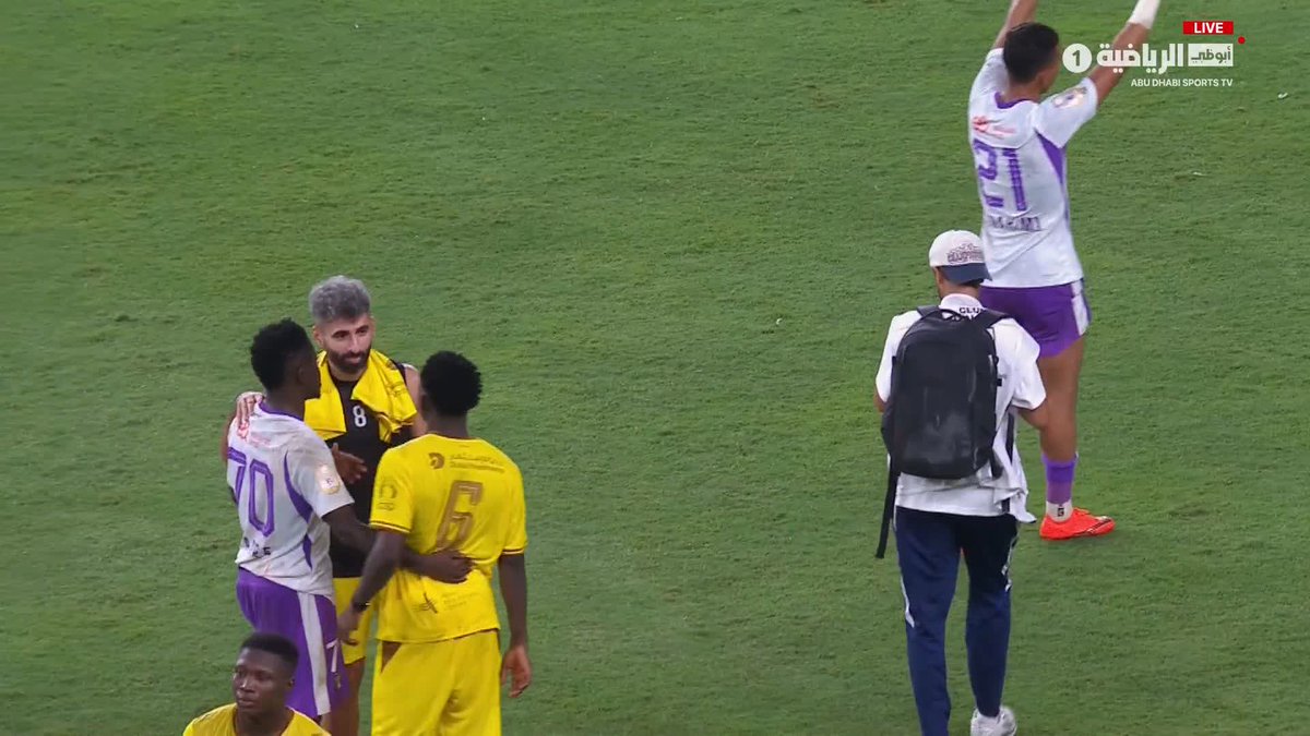 والله ما انساها ما حييت شكرًا جمهور الوصل 💛💜