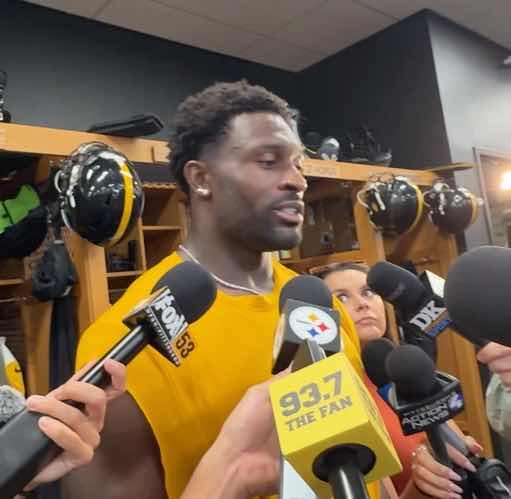 DK Metcalf said Germie Bernard "talks a shit ton" 😂 #Steelers #NFL