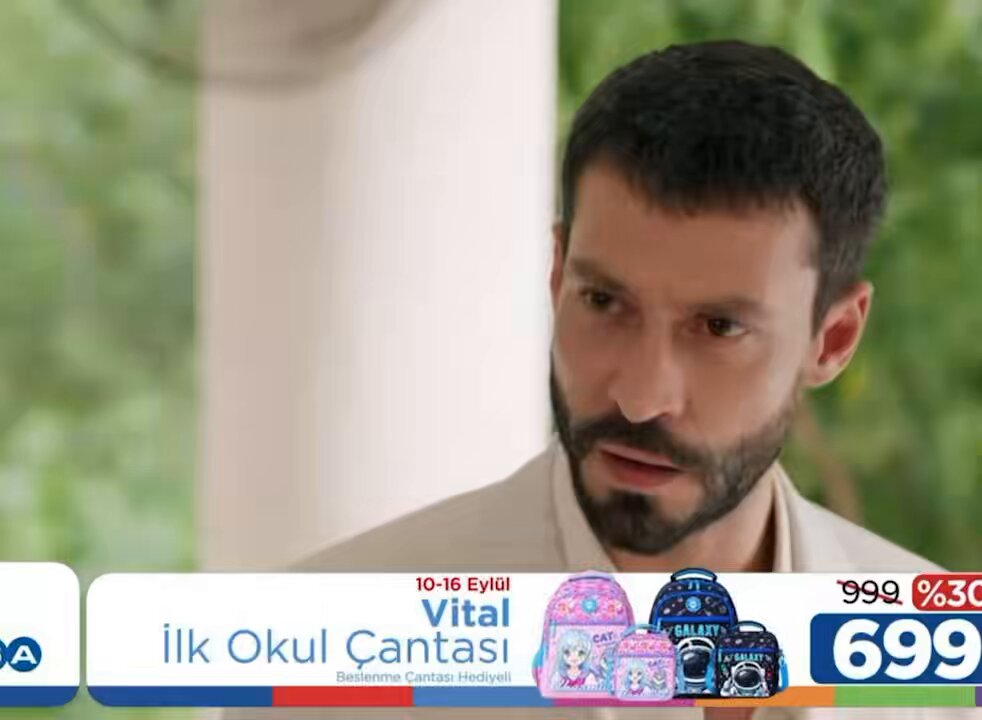 defnenin niye kadirin kafasina vazo gecirdigi belli oldu tavırlara bak hele az bile yapmıs defnem