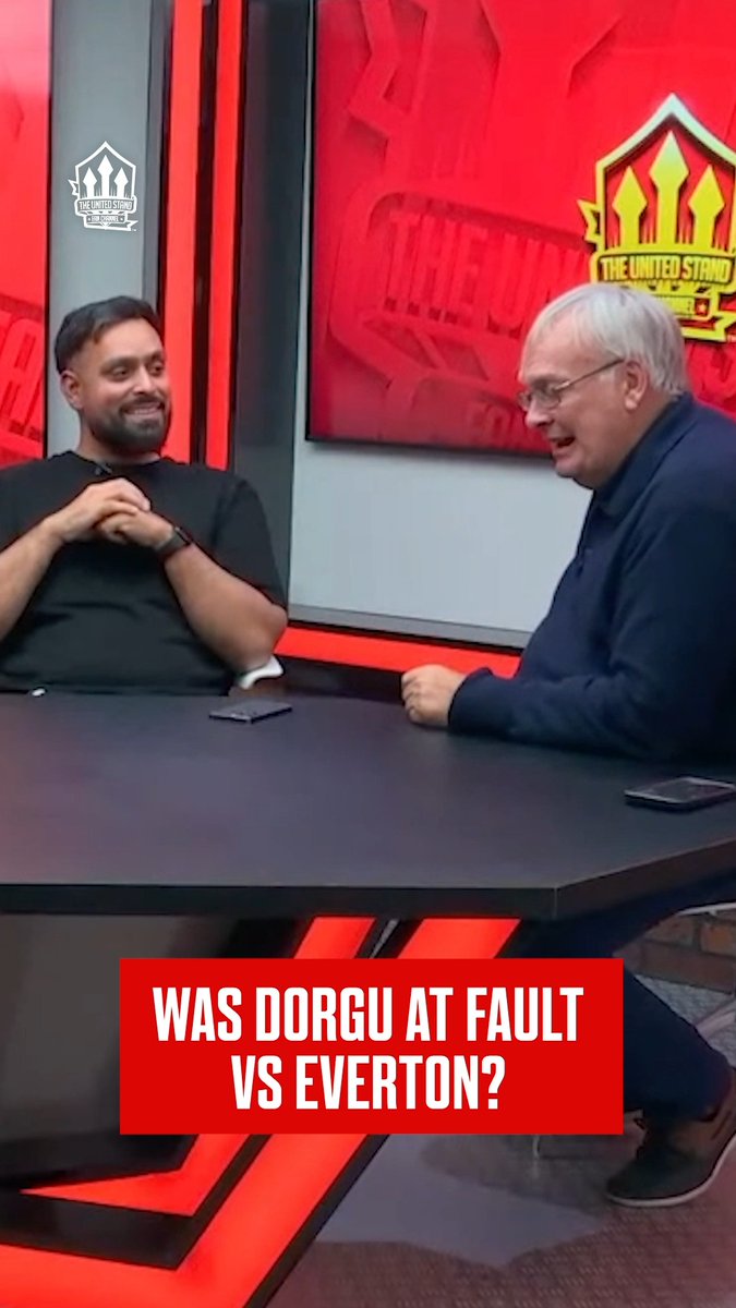 🗣️ "The main person to be saying that would be the captain... But he's F****D OFF AS WELL!" 😳 #mufc
