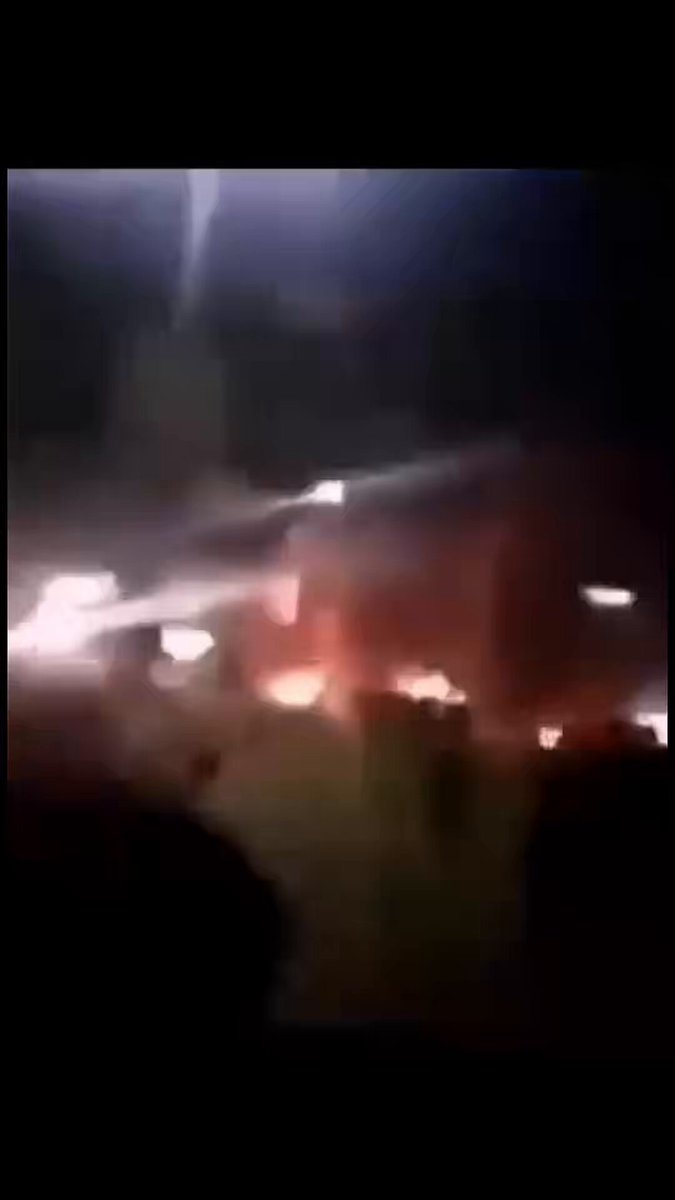 Saudi and UAE-Backed Forces CLASH in Aden, Yemen Hundreds of Saudi-backed fighters reportedly tried to enter Aden after FLEEING fighting elsewhere in Yemen. UAE-aligned southern forces BLOCKED them at the city’s entrance, triggering INTENSE clashes between the two groups. The proxy forces in Yemen are now turning on each other.
