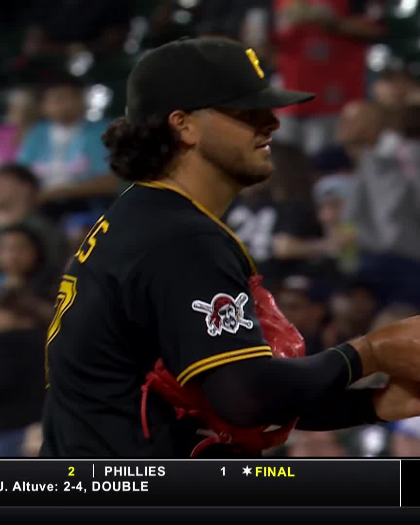 "HEY HE'S GOT A NO HITTER GOING" Colson says no more ❌ (presented by IDOT_Illinois)