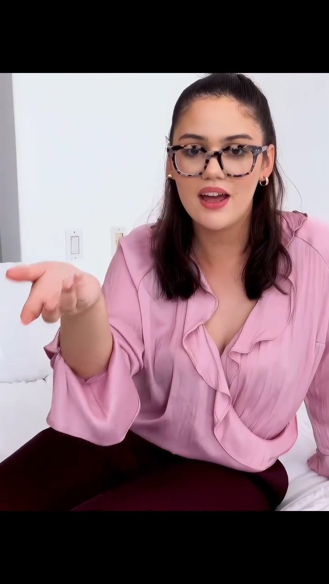 She’s About to Give the Answer… But Now I’m Even More Curious About the Question. 👀😭