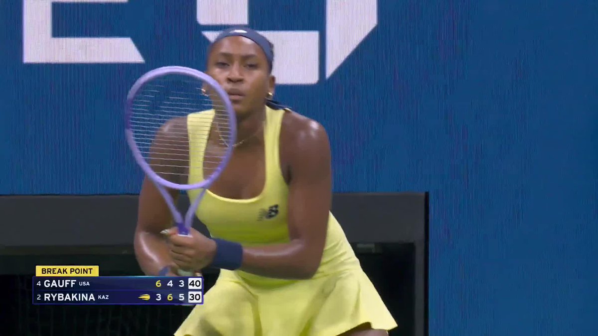 They're on their feet! Coco breaks with the match on the line to get back on serve late in the third.