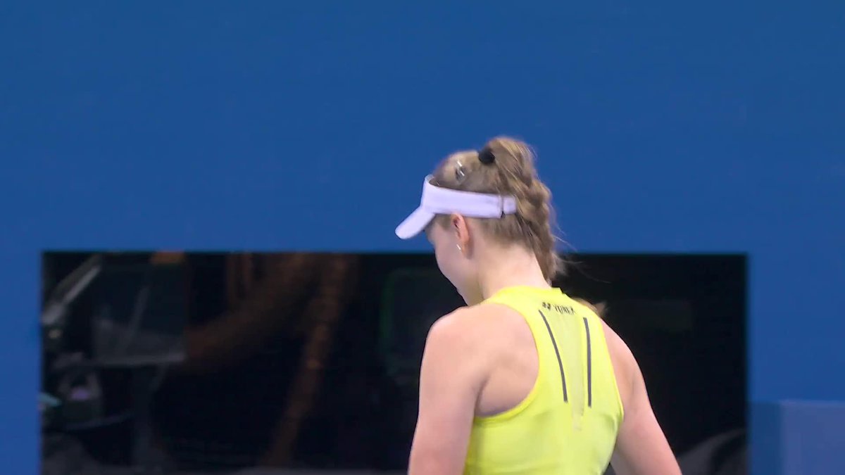 Elena Rybakina books her ticket into her first US Open final!