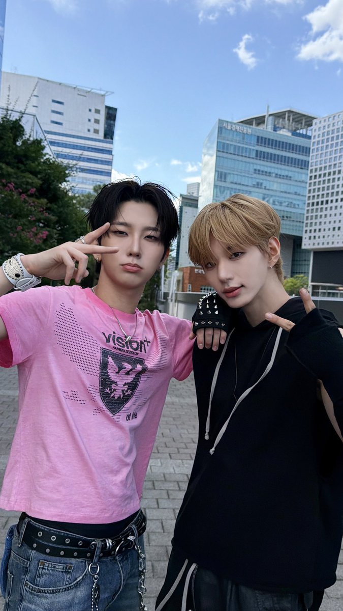 [🎥] Sung jun can die on another day 👊 🔗 #TNX #티엔엑스 #오성준 #SUNGJUN #Die_Another_Day #TUNEXX #Sungjun #성준 TUNEXX #PNATION #피네이션