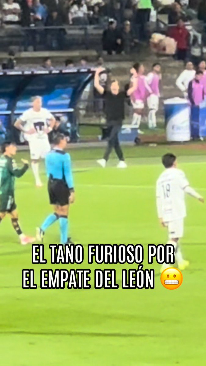 ¡SU CARA LO DICE TODO! 👀 😓Así reaccionó Esteban Solari, tras el empate de León. No le gustó nada…
