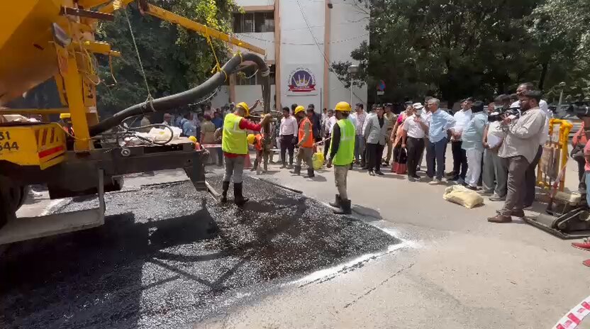 GBA Minister Shri KBG today launched a campaign to scientifically repair and fill Bengaluru’s potholes using Jet Patcher machines.