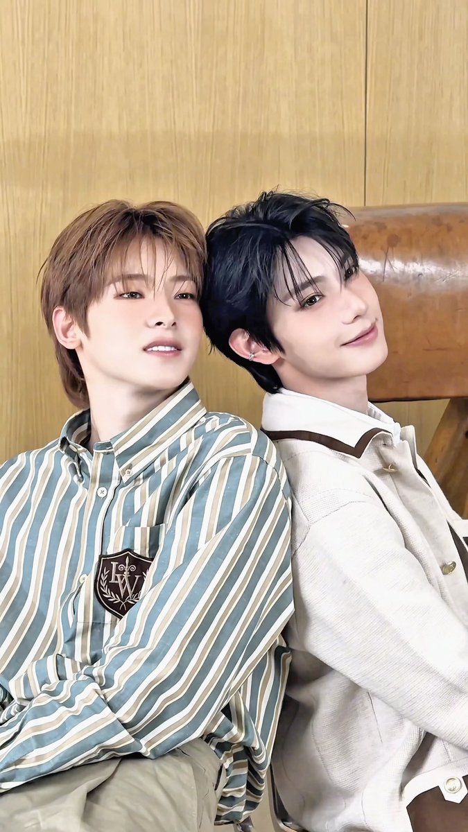 ⋆˙ ₊˚。 ⋆˙🧸 ✨ ✨ ✨ #FLAREU #플레어유 #YOUTH_ERROR #WAY2U