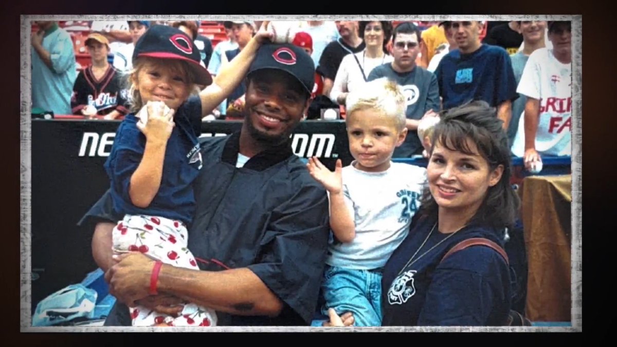 Kenneth Marino of FDNY Rescue Ladder 1 loved his children, his wife and baseball - specifically, Ken Griffey Jr. 🎥 MLB Network Special: When America Took the Field - tonight at 10pm ET